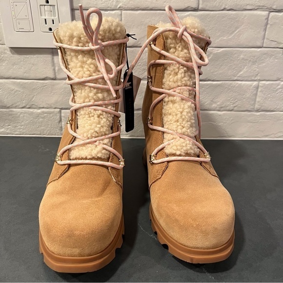 NWT Sorel sz 11 Joan of Artic wedge lace cozy booties - Picture 11 of 16